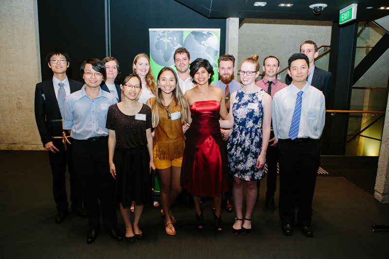 UQ School of Economics 2015 Honours class celebrate their achievements