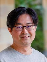 Dr Dong-Hyuk Kim Dr Dong-Hyuk Kim