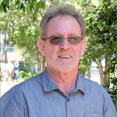 Associate Professor Barry Oliver